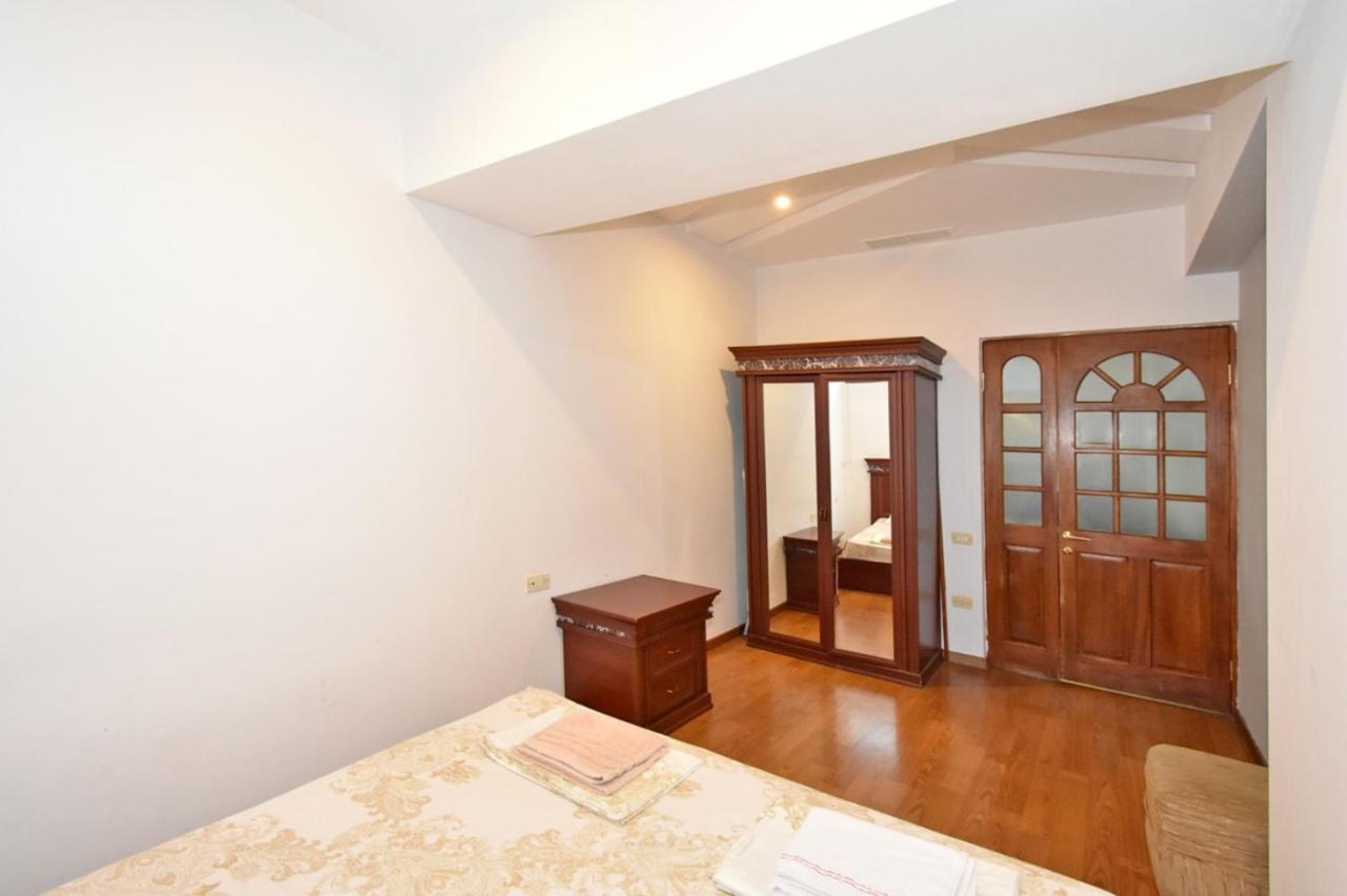 Armenak Apartments N20 Γιερεβάν Εξωτερικό φωτογραφία